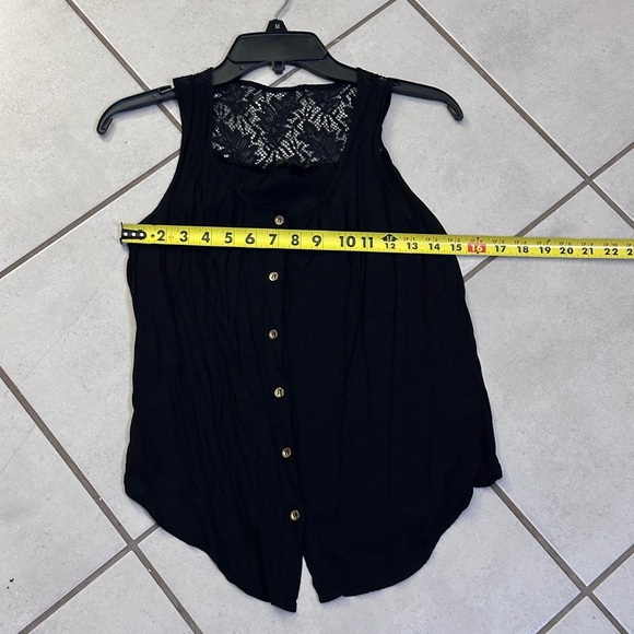 Papaya Women Sleeveless black blouse top size small - Picture 9 of 9